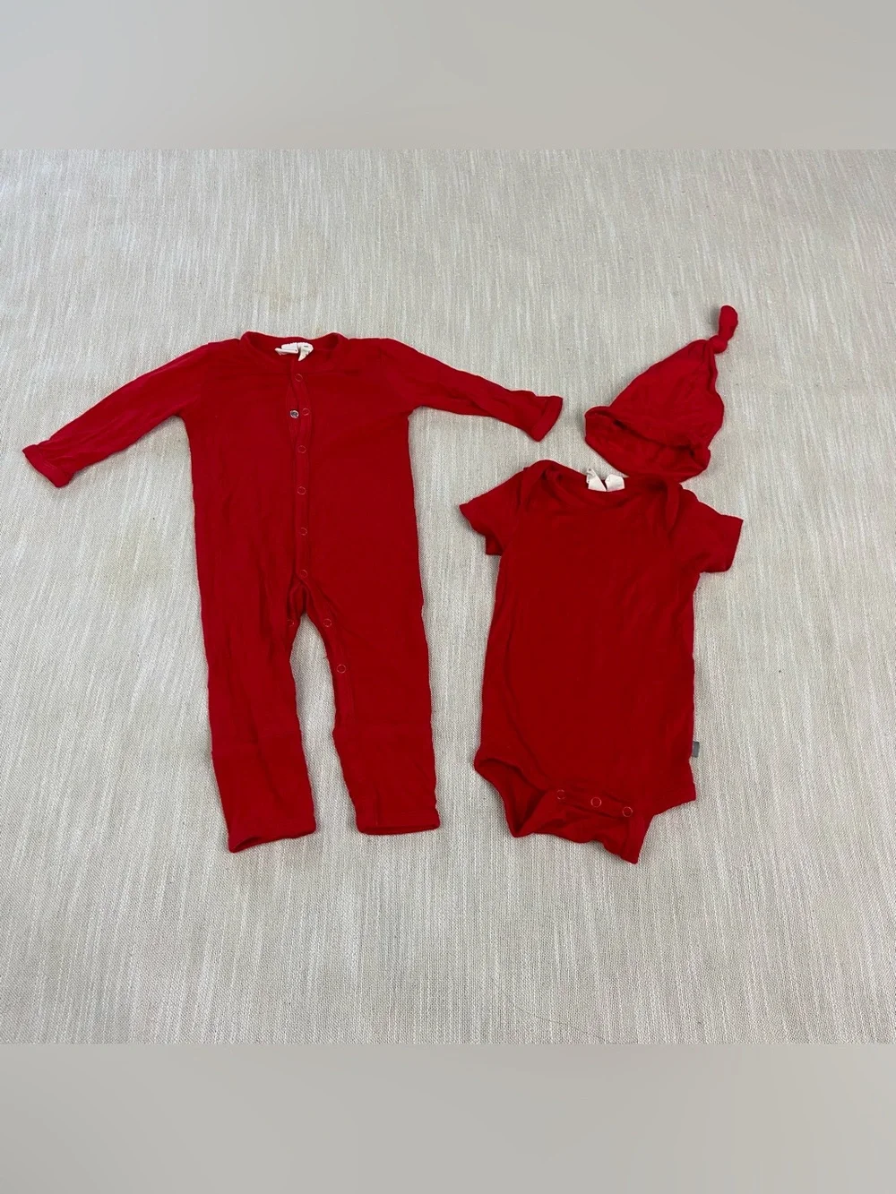 Kyte Baby Bundle NB 0-3M Red Bodysuit & Red Romper